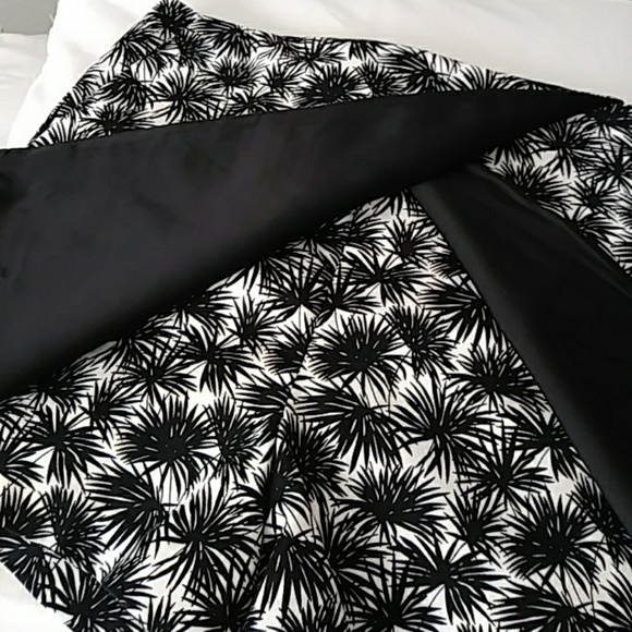 Skort - Picture 4 of 4